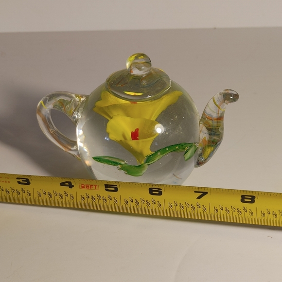 Glass Tea Pot shaped Paper Weight with Yellow Flower - Picture 5 of 9